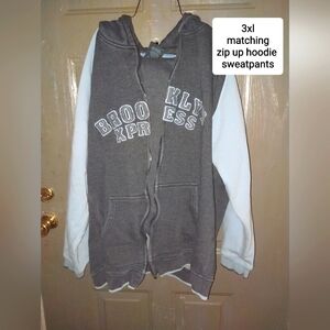 Jogging pants and matching hoodie jacket
